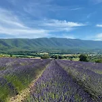 Σπίτι διακοπών Historic Bastide With Private Pool In The Luberon Céreste