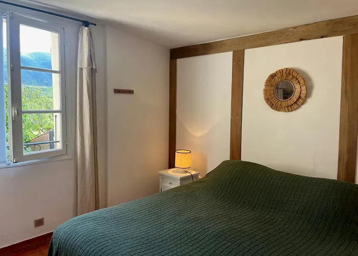 Historic Bastide With Private Pool In The Luberon *